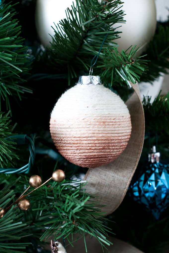 big ideas for decorating a small christmas tree with twine ombre ornament