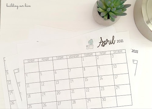 april printable calendar month with succulent