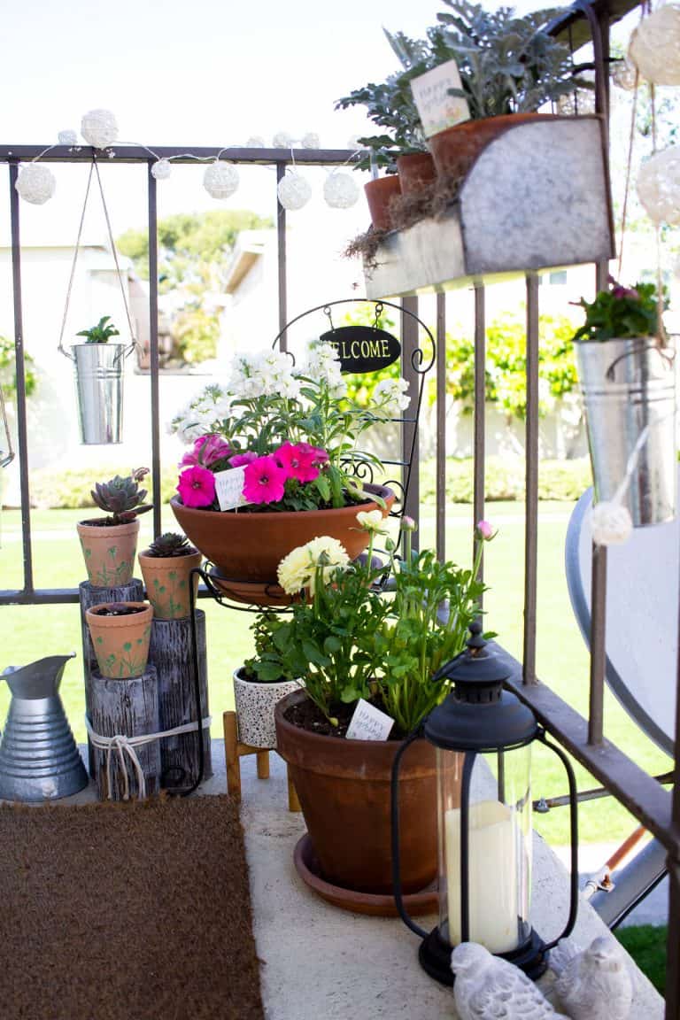 How to Add Spring Time Florals to a Small Patio