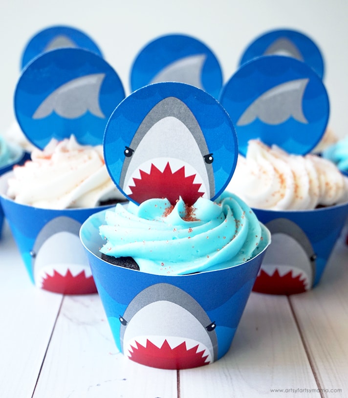 tuesday turn about 159 jawsome july shark decorated cupcakes in blue and aqua