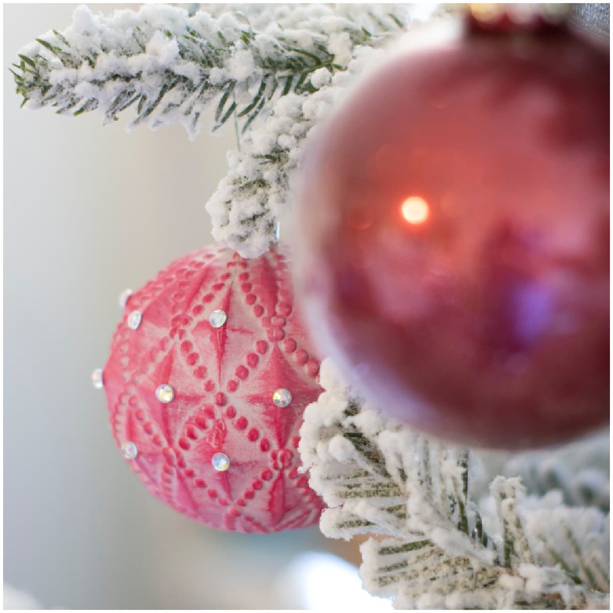 How to Paint Ornaments for Your Christmas Color Palette