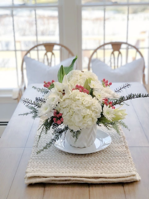hydrangea floral arrangement on dining table