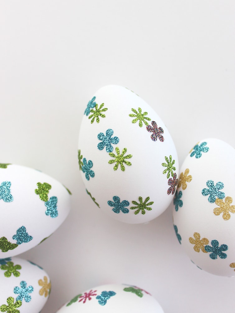 tuesday turn about 196 eggsciting spring easter eggs with washi tape accents