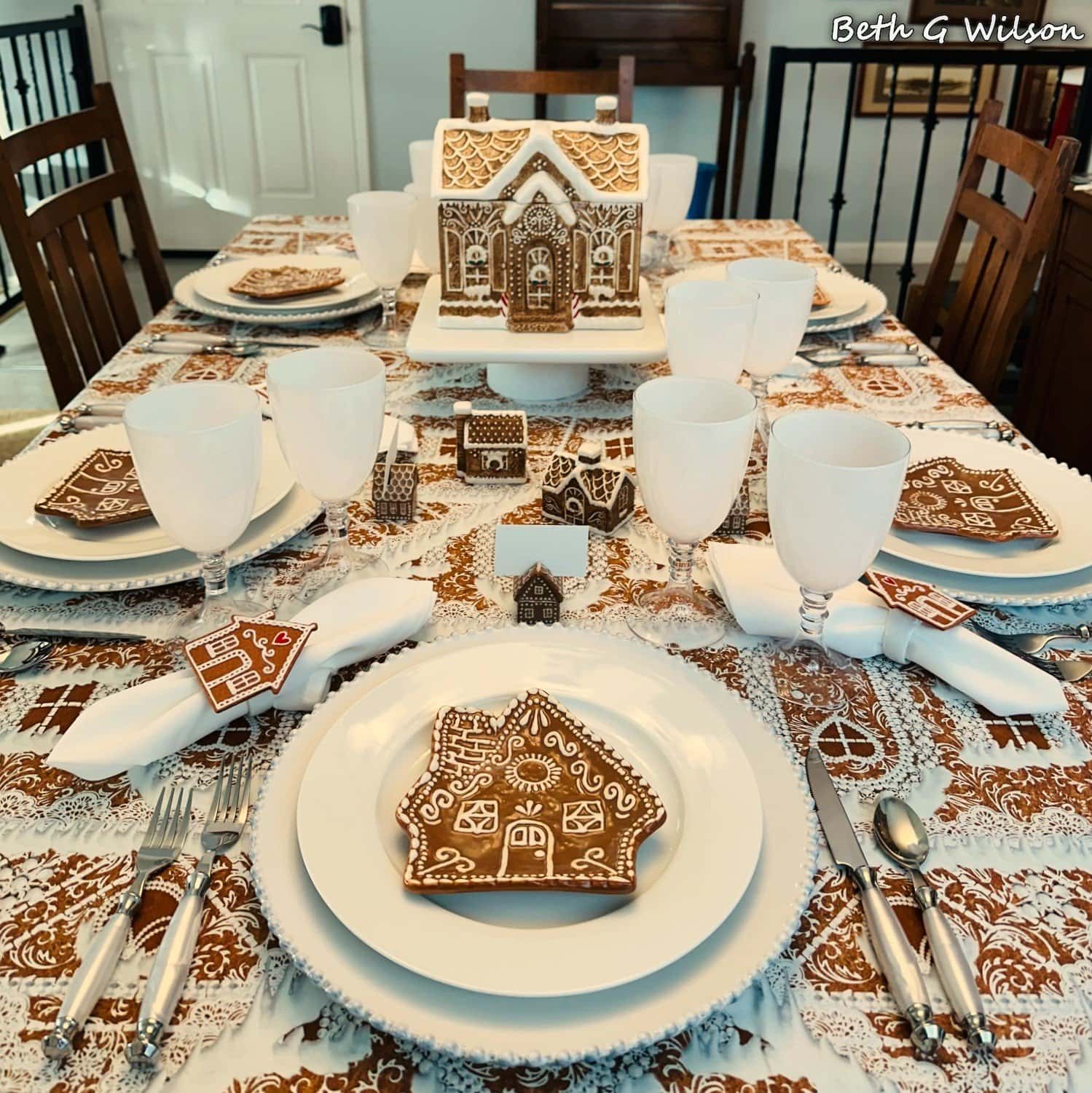 tuesday turn about 233 last minute christmas gingerbread tablescape