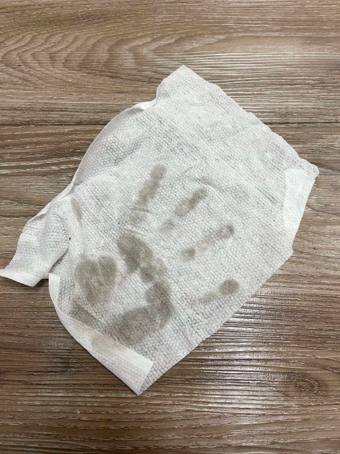 How to Deep Clean Vinyl Plank Flooring the Easy Way